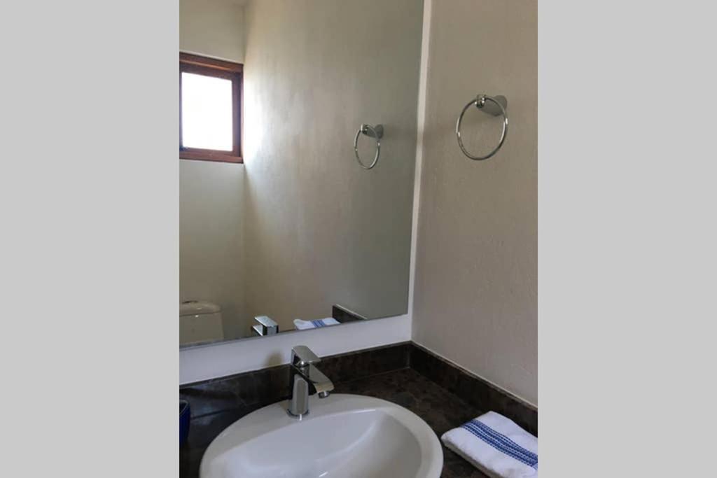 Сasa de vacaciones Happy House: Maravillosa Casa En De Leyva